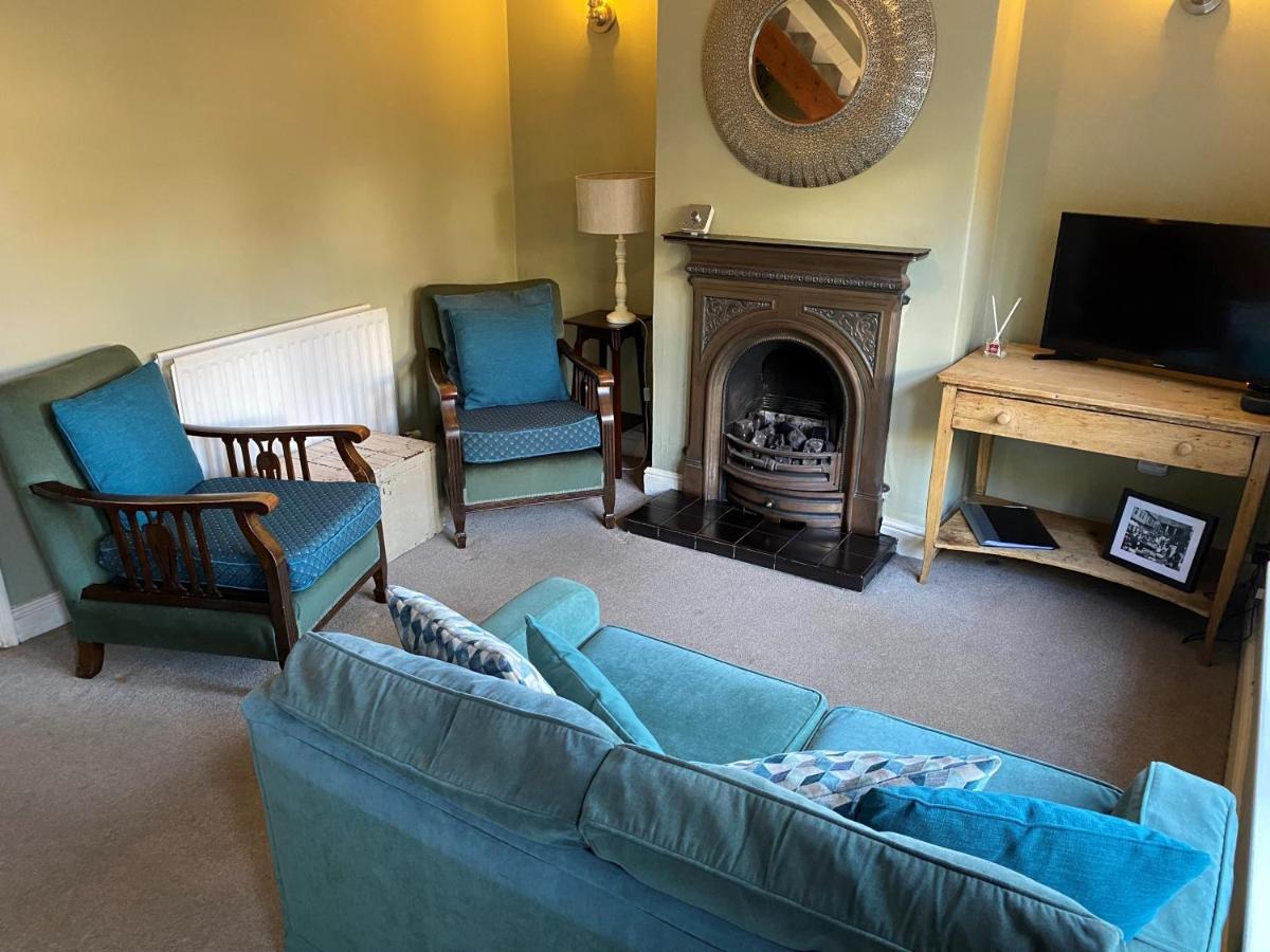Demeter Cottage Whitby Bagian luar foto